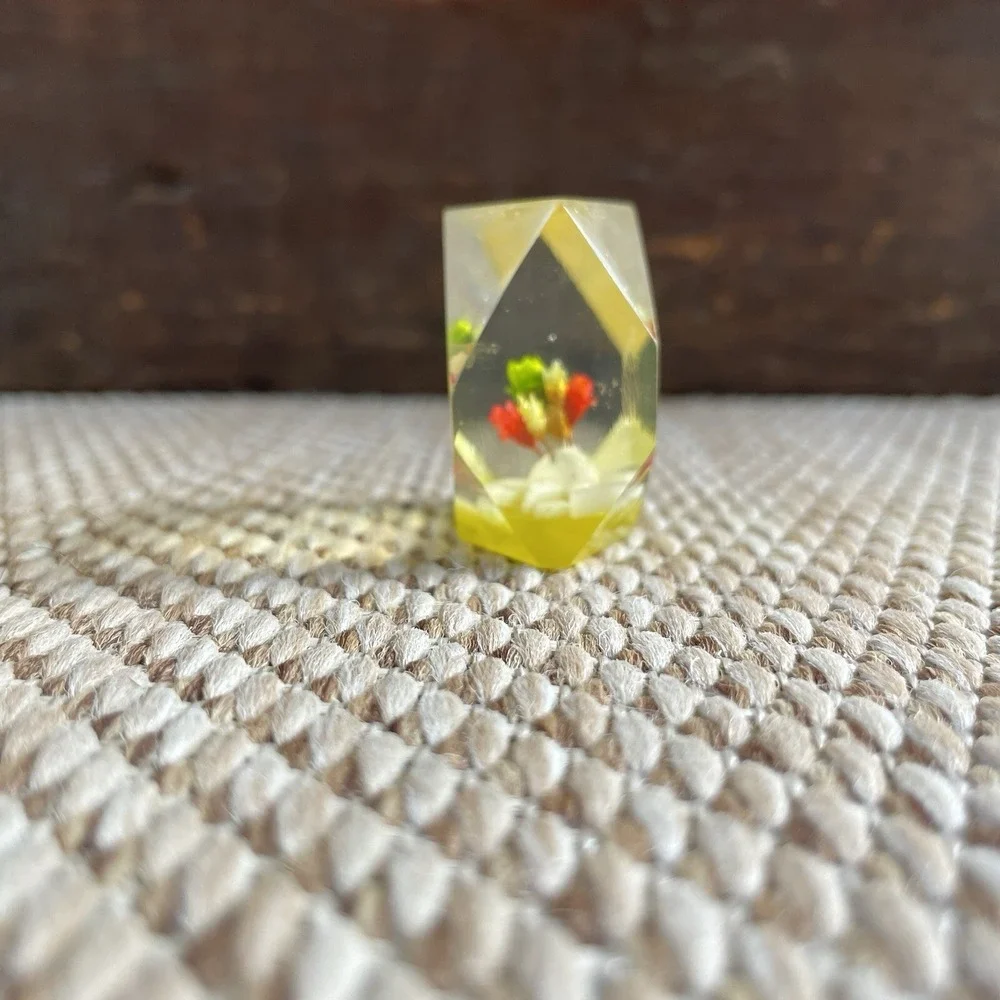Vintage Facet Lucite Paperweight Flowers Mini